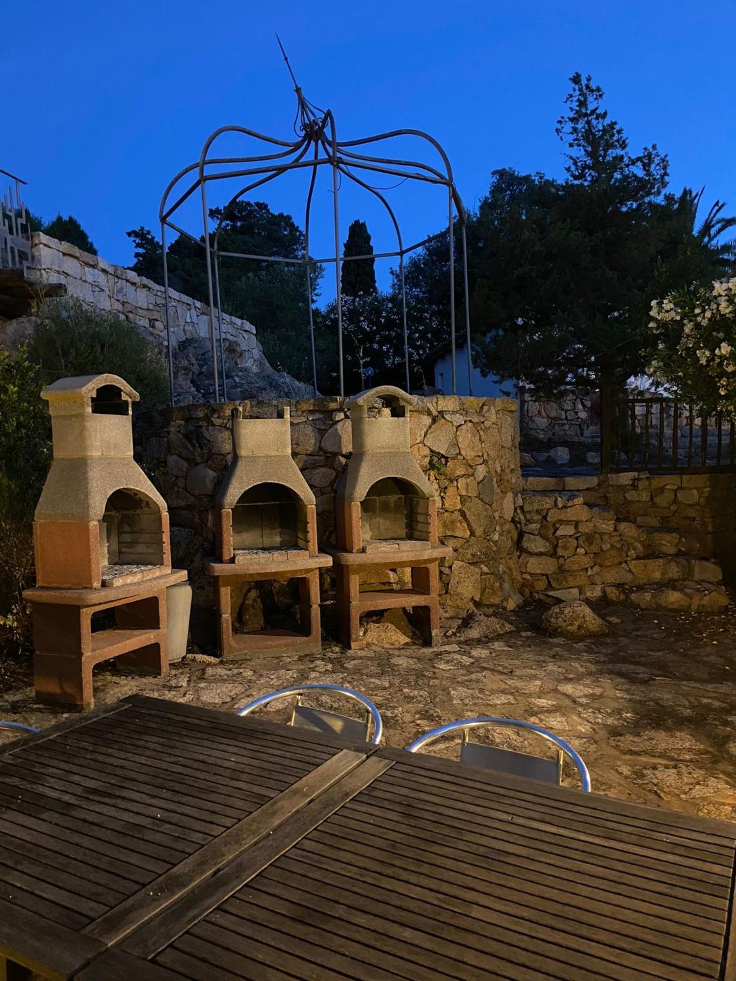 Domus Liscia Di Vacca Aparthotel Exterior foto